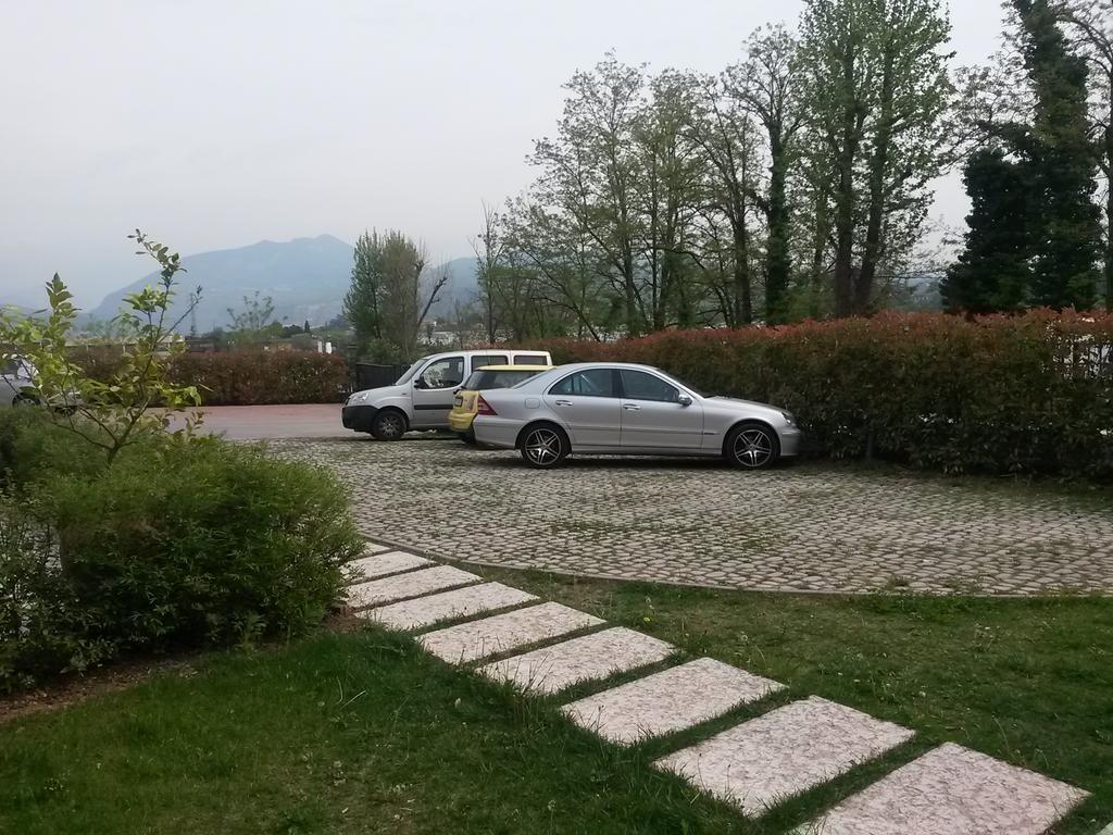 Agriturismo Camparella Pastrengo Eksteriør billede